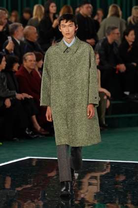 Gucci ready to wear fall winter 2025, Milan, February 2025. Gucci ready to wear fall winter 2025 runway at Milan fashion week, 25 February 2025., Credit:x Avalon London, UK  Copyright: xxx xAvalonx 0968818684