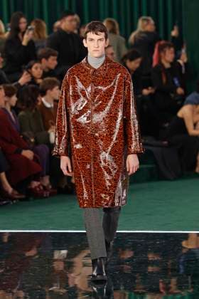 Gucci ready to wear fall winter 2025, Milan, February 2025. Gucci ready to wear fall winter 2025 runway at Milan fashion week, 25 February 2025., Credit:x Avalon London, UK  Copyright: xxx xAvalonx 0968818959