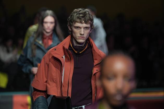 Milan, Italy: Milan, Milan Women s Fashion Week: Fall Winter 2025 26 - Women s Fashion, Fall Winter 2025 26 - K-Way fashion show - catwalk in the photo: Model Milan Italy  - ZUMAp169 20250225_zea_p169_838 Copyright: xRiccardoxGIordanox