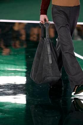 Gucci ready to wear fall winter 2025, Milan, February 2025. Gucci ready to wear fall winter 2025 runway at Milan fashion week, 25 February 2025., Credit:x Avalon London, UK  Copyright: xxx xAvalonx 0968819499