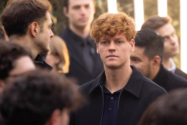 News - Gucci - Arrivals - Milan Fashion Week - Womenswear Fall Winter 2025 2026 Jannik Sinner is seen leaving the Gucci fashion show during the Milan Fashion Week - Womenswear Fall Winter 2025 2026 on February 25, 2025 in Milan, Italy. Photo: Cinzia Camela. MILAN Superstudio Maxi Italy Copyright: xCinziaxCamelax xLiveMediax LPN_1750627