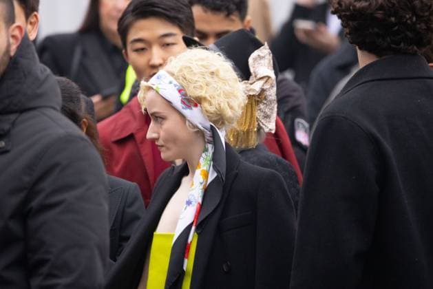 News - Gucci - Arrivals - Milan Fashion Week - Womenswear Fall Winter 2025 2026 Julia Garner is seen leaving the Gucci fashion show during the Milan Fashion Week - Womenswear Fall Winter 2025 2026 on February 25, 2025 in Milan, Italy. Photo: Cinzia Camela. MILAN Superstudio Maxi Italy Copyright: xCinziaxCamelax xLiveMediax LPN_1750633