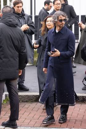 News - Gucci - Arrivals - Milan Fashion Week - Womenswear Fall Winter 2025 2026 Simone Marchetti is seen leaving the Gucci fashion show during the Milan Fashion Week - Womenswear Fall Winter 2025 2026 on February 25, 2025 in Milan, Italy. Photo: Cinzia Camela. MILAN Superstudio Maxi Italy Copyright: xCinziaxCamelax xLiveMediax LPN_1750650