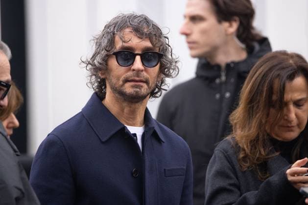 News - Gucci - Arrivals - Milan Fashion Week - Womenswear Fall Winter 2025 2026 Simone Marchetti is seen leaving the Gucci fashion show during the Milan Fashion Week - Womenswear Fall Winter 2025 2026 on February 25, 2025 in Milan, Italy. Photo: Cinzia Camela. MILAN Superstudio Maxi Italy Copyright: xCinziaxCamelax xLiveMediax LPN_1750657
