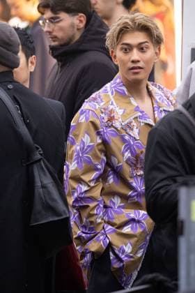 News - Gucci - Arrivals - Milan Fashion Week - Womenswear Fall Winter 2025 2026 Yamato is seen leaving the Gucci fashion show during the Milan Fashion Week - Womenswear Fall Winter 2025 2026 on February 25, 2025 in Milan, Italy. Photo: Cinzia Camela. MILAN Superstudio Maxi Italy Copyright: xCinziaxCamelax xLiveMediax LPN_1750783