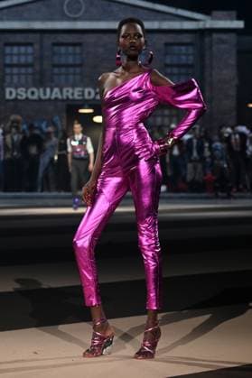 Milan, Milan Women s Fashion Week: Fall Winter 2025 26 - Women s Fashion, Fall Winter 2025 26 - Dsquared2 fashion show - catwalk in the photo: Model  Copyright: xRiccardoxGIordanox xipa-agency.netx xRiccardoxGiordanox IPA_Agency_IPA54582991