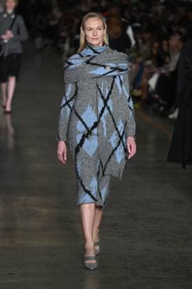 Milan, Milan Women s Fashion Week: Fall Winter 2025 - Women s Fashion, Fall Winter 2025.- Marco Rambaldi fashion show - catwalk in the photo: model  Copyright: xSimonaxChiocciax xipa-agency.netx xSimonaxChiocciax IPA_Agency_IPA54607496