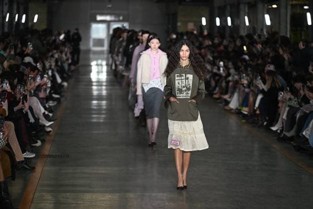 Milan, Milan Women s Fashion Week: Fall Winter 2025 - Marco Rambaldi Fashion Show - Catwalk Milan, Milan Women s Fashion Week: Fall Winter 2025 - Women s Fashion, Fall Winter 2025.- Marco Rambaldi fashion show - catwalk in the photo: model MILAN Italy  Copyright: xIPA ABACAx