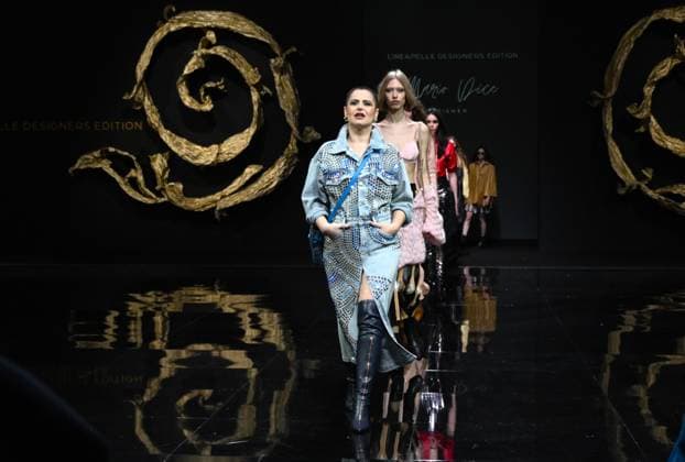 Milan,ItalyMario Dice Fall-Winter 2025-2026 collection at Milan Fashion Week Lineapelle with the participation of celebrity singers for its tenth anniversary. In the photo:Mario Dice show fashion show  Copyright: xNickxZonnax xipa-agency.netx xNickxZonnax IPA_Agency_IPA54623109