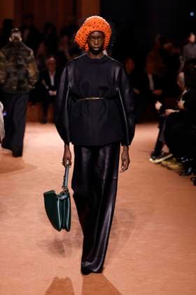 Fendi Ready to wear fall winter 2025:26; MILAN February 2025 Fendi Ready to wear fall winter 2025:26; MILAN February 2025, Credit:Zeppelin Avalon  Copyright: xZeppelinx xAvalonx 0969484426