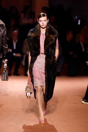 Fendi Ready to wear fall winter 2025:26; MILAN February 2025 Fendi Ready to wear fall winter 2025:26; MILAN February 2025, Credit:Zeppelin Avalon  Copyright: xZeppelinx xAvalonx 0969486422