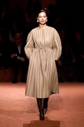 Fendi Ready to wear fall winter 2025:26; MILAN February 2025 Fendi Ready to wear fall winter 2025:26; MILAN February 2025, Credit:Zeppelin Avalon  Copyright: xZeppelinx xAvalonx 0969484550