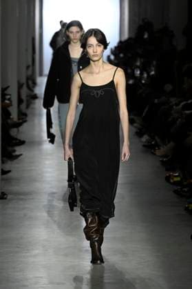 Onitsuka Tiger Ready to wear fall winter 2025:26; MILAN February 2025 Onitsuka Tiger Ready to wear fall winter 2025:26; MILAN February 2025, Credit:Zeppelin Avalon  Copyright: xZeppelinx xAvalonx 0969481854
