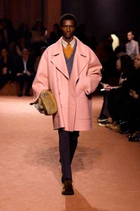 Fendi Ready to wear fall winter 2025:26; MILAN February 2025 Fendi Ready to wear fall winter 2025:26; MILAN February 2025, Credit:Zeppelin Avalon  Copyright: xZeppelinx xAvalonx 0969486957