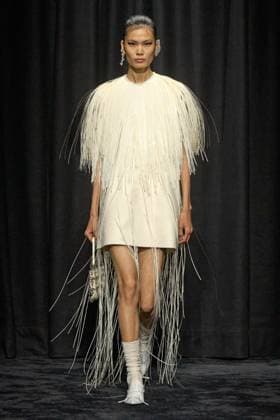 Jil Sander Ready to wear fall winter 2025:26; MILAN February 2025 Jil Sander Ready to wear fall winter 2025:26; MILAN February 2025, Credit:Zeppelin Avalon  Copyright: xZeppelinx xAvalonx 0969489846