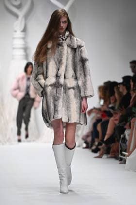 Milan, Milan Women s Fashion Week: Fall Winter 2025 - Women s Fashion, Fall Winter 2025.- Genny fashion show - catwalk in the photo: model  Copyright: xSimonaxChiocciax xipa-agency.netx xSimonaxChiocciax IPA_Agency_IPA54641805