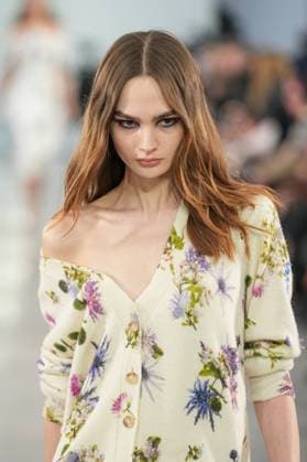 Milan, Italy: Milan, Milan Women s Fashion Week: Fall Winter 2025 26 - Women s Fashion, Fall Winter 2025 26 - Blumarine fashion show - catwalk in the photo: Model Milan Italy  - ZUMAp169 20250227_zea_p169_447 Copyright: xRiccardoxGIordanox