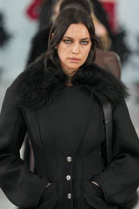 Milan, Italy: Milan, Milan Women s Fashion Week: Fall Winter 2025 26 - Women s Fashion, Fall Winter 2025 26 - Blumarine fashion show - catwalk in the photo: Irina Shayk Milan Italy  - ZUMAp169 20250227_zea_p169_487 Copyright: xRiccardoxGIordanox
