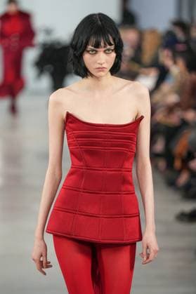 Milan, Italy: Milan, Milan Women s Fashion Week: Fall Winter 2025 26 - Women s Fashion, Fall Winter 2025 26 - Blumarine fashion show - catwalk in the photo: Steinberg Milan Italy  - ZUMAp169 20250227_zea_p169_437 Copyright: xRiccardoxGIordanox