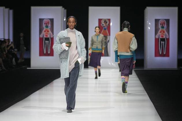 Milan, Milan Women s Fashion Week: Fall Winter 2025 26 - Preview Show - catwalk Milan, Milan Women s Fashion Week: Fall Winter 2025 26 - Women s Fashion, Fall Winter 2025 26 - Anteprima fashion show - catwalk in the photo: Model MILAN Italy  Copyright: xIPA ABACAx