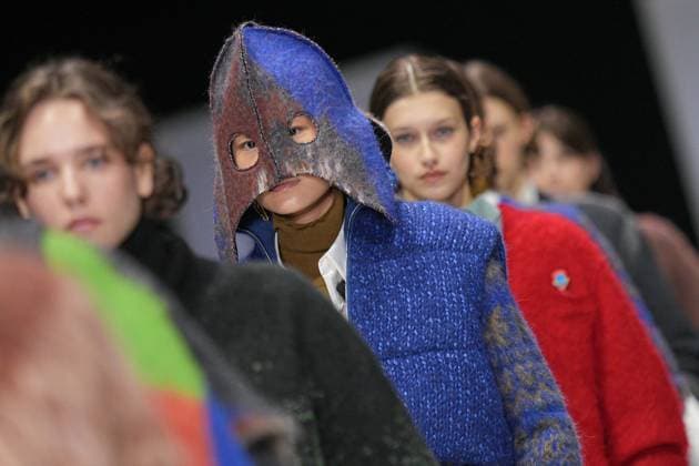 Milan, Milan Women s Fashion Week: Fall Winter 2025 26 - Preview Show - catwalk Milan, Milan Women s Fashion Week: Fall Winter 2025 26 - Women s Fashion, Fall Winter 2025 26 - Anteprima fashion show - catwalk in the photo: Model MILAN Italy  Copyright: xIPA ABACAx