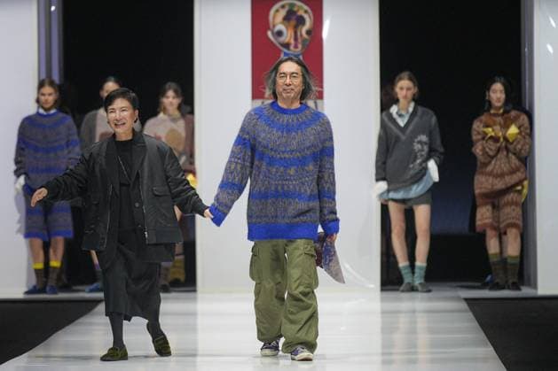 Milan, Milan Women s Fashion Week: Fall Winter 2025 26 - Preview Show - catwalk Milan, Milan Women s Fashion Week: Fall Winter 2025 26 - Women s Fashion, Fall Winter 2025 26 - Anteprima fashion show - catwalk in the photo: Izumi Ogino with Mika Tajima MILAN Italy  Copyright: xIPA ABACAx