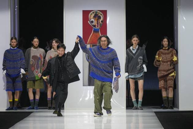 Milan, Milan Women s Fashion Week: Fall Winter 2025 26 - Preview Show - catwalk Milan, Milan Women s Fashion Week: Fall Winter 2025 26 - Women s Fashion, Fall Winter 2025 26 - Anteprima fashion show - catwalk in the photo: Izumi Ogino with Mika Tajima MILAN Italy  Copyright: xIPA ABACAx