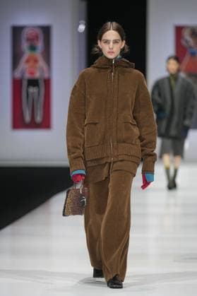 Milan, Italy: Milan, Milan Women s Fashion Week: Fall Winter 2025 26 - Women s Fashion, Fall Winter 2025 26 - Anteprima fashion show - catwalk in the photo: Model Milan Italy  - ZUMAp169 20250227_zea_p169_558 Copyright: xRiccardoxGIordanox