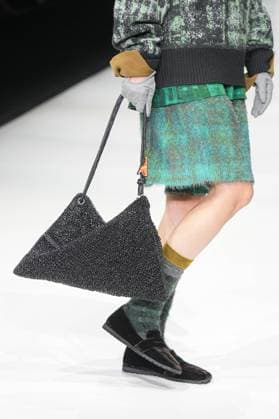 Milan, Italy: Milan, Milan Women s Fashion Week: Fall Winter 2025 26 - Women s Fashion, Fall Winter 2025 26 - Anteprima fashion show - catwalk in the photo: detail Milan Italy  - ZUMAp169 20250227_zea_p169_548 Copyright: xRiccardoxGIordanox