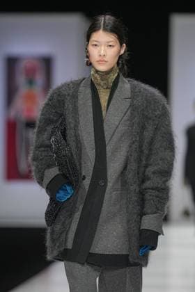 Milan, Milan Women s Fashion Week: Fall Winter 2025 26 - Preview Show - catwalk Milan, Milan Women s Fashion Week: Fall Winter 2025 26 - Women s Fashion, Fall Winter 2025 26 - Anteprima fashion show - catwalk in the photo: Model MILAN Italy  Copyright: xIPA ABACAx