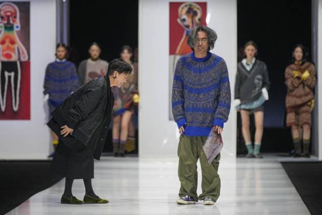 Milan, Milan Women s Fashion Week: Fall Winter 2025 26 - Preview Show - catwalk Milan, Milan Women s Fashion Week: Fall Winter 2025 26 - Women s Fashion, Fall Winter 2025 26 - Anteprima fashion show - catwalk in the photo: Izumi Ogino with Mika Tajima MILAN Italy  Copyright: xIPA ABACAx