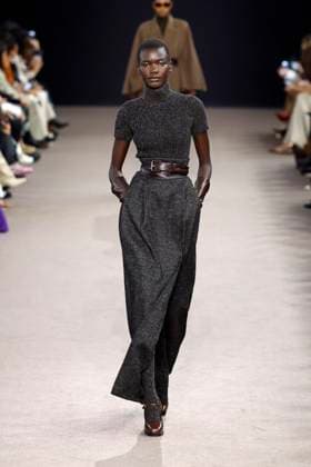 Max Mara Ready to wear fall winter 2025:26 MILAN February 2025 Max Mara Ready to wear fall winter 2025:26 MILAN February 2025, Credit:Zeppelin Avalon  Copyright: xZeppelinx xAvalonx 0969709673