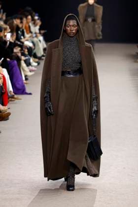 Max Mara Ready to wear fall winter 2025:26 MILAN February 2025 Max Mara Ready to wear fall winter 2025:26 MILAN February 2025, Credit:Zeppelin Avalon  Copyright: xZeppelinx xAvalonx 0969709860