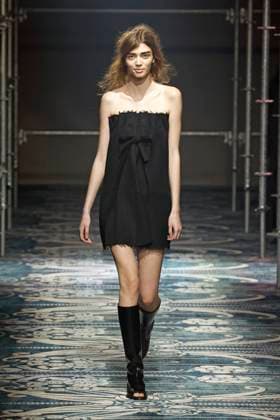 PRADA Ready to wear fall winter 2025:26 MILAN February 2025 PRADA Ready to wear fall winter 2025:26 MILAN February 2025, Credit:Zeppelin Avalon  Copyright: xZeppelinx xAvalonx 0969740980