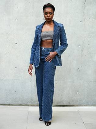 Milan, Milan Women s Fashion Week: Fall Winter 2025 26 - Emporio Armani Fashion Show - Catwalk Milan, Milan Women s Fashion Week: Fall Winter 2025 26 - Emporio Armani Fashion Show - Catwalk - In the photo: Kiki Layne -  Copyright: xIPA ABACAx