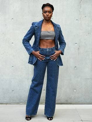 Milan, Milan Women s Fashion Week: Fall Winter 2025 26 - Emporio Armani Fashion Show - Catwalk Milan, Milan Women s Fashion Week: Fall Winter 2025 26 - Emporio Armani Fashion Show - Catwalk - In the photo: Kiki Layne -  Copyright: xIPA ABACAx