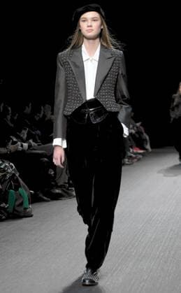 Milan, Women s Fashion, Emporio Armani Fashion Show  Copyright: xMaurizioxMaulex xipa-agency.netx xMaurizioxMaulex IPA_Agency_IPA54657671