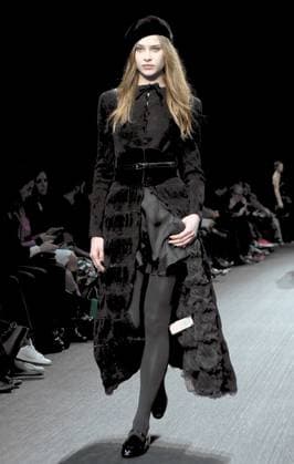 Milan, Women s Fashion, Emporio Armani Fashion Show  Copyright: xMaurizioxMaulex xipa-agency.netx xMaurizioxMaulex IPA_Agency_IPA54657679
