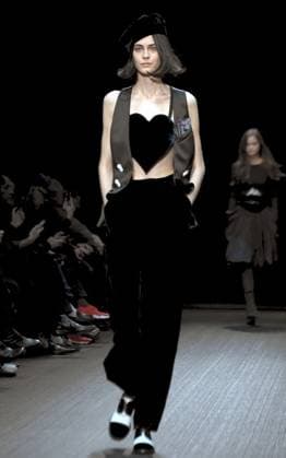 Entertainment Bilder des Tages Milan, Women s Fashion, Emporio Armani Fashion Show  Copyright: xMaurizioxMaulex xipa-agency.netx xMaurizioxMaulex IPA_Agency_IPA54657682