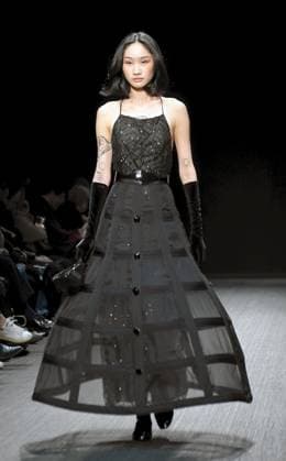 Milan, Women s Fashion, Emporio Armani Fashion Show  Copyright: xMaurizioxMaulex xipa-agency.netx xMaurizioxMaulex IPA_Agency_IPA54657704