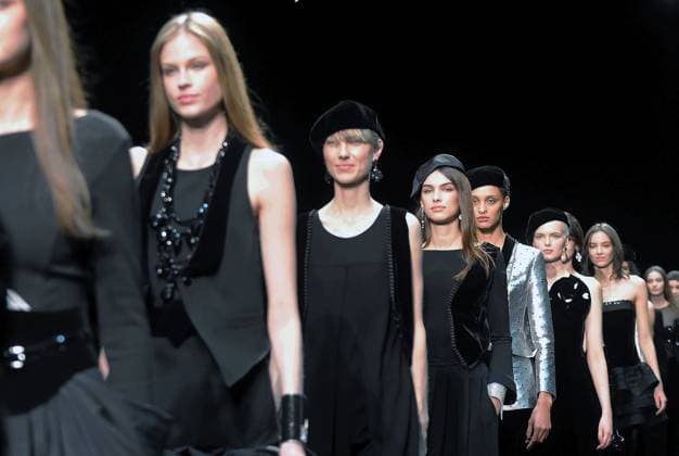 Milan, Women s Fashion, Emporio Armani Fashion Show  Copyright: xMaurizioxMaulex xipa-agency.netx xMaurizioxMaulex IPA_Agency_IPA54657711