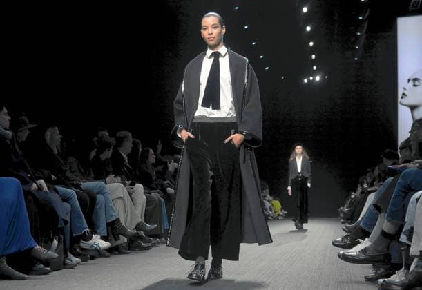 Milan, Women s Fashion, Emporio Armani Fashion Show  Copyright: xMaurizioxMaulex xipa-agency.netx xMaurizioxMaulex IPA_Agency_IPA54657714