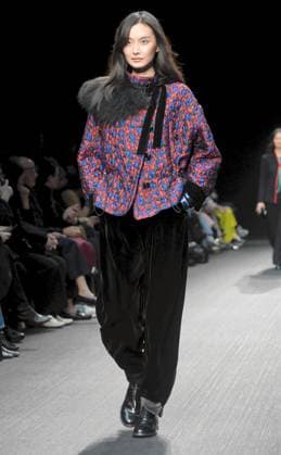 Milan, Women s Fashion, Emporio Armani Fashion Show  Copyright: xMaurizioxMaulex xipa-agency.netx xMaurizioxMaulex IPA_Agency_IPA54657745