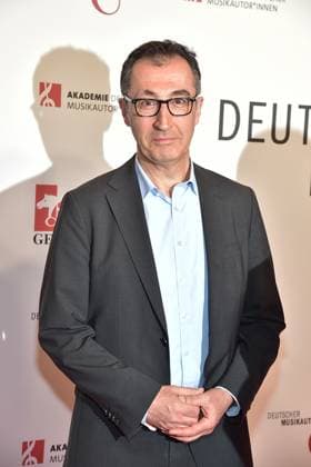 16 MusikAutorenPreis 2025 Cem Özdemir, Bündnis 90 Die Grünen at the 16 MusikAutorenPreis 2025 at the Hotel Ritz Charlton in Berlin, on 27 02 2025 Photopress Mueller