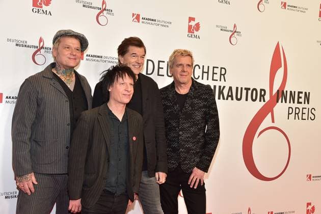 16 MusikAutorenPreis 2025 GEMA HONORS DIE TOTEN HOSEN WITH THE SPECIAL AWARD INSPIRATION, Die Toten Hosen vocals Â- Campino E guitar Â- Andreas von Holst E guitar Michael Breitkopf E bass Â- Andreas Meurer Campino at the 16 MusikAutorenPreis 2025 at the Hotel Ritz Charlton in Berlin, on 27 02 2025 Photopress Mueller