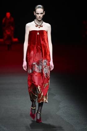Milan, Milan Women s Fashion Week: Fall Winter 2025 - Roberto Cavalli Fashion Show - Catwalk Milan, Milan Women s Fashion Week: Fall Winter 2025 - Women s Fashion, Fall Winter 2025.- Roberto Cavalli fashion show - catwalk in the photo: model MILAN Italy  Copyright: xIPA ABACAx