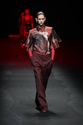 Milan, Italy: Milan, Milan Women s Fashion Week: Fall Winter 2025 - Women s Fashion, Fall Winter 2025.- Roberto Cavalli fashion show - catwalk in the photo: model Milan Italy  - ZUMAp169 20250228_zea_p169_086 Copyright: xSimonaxChiocciax
