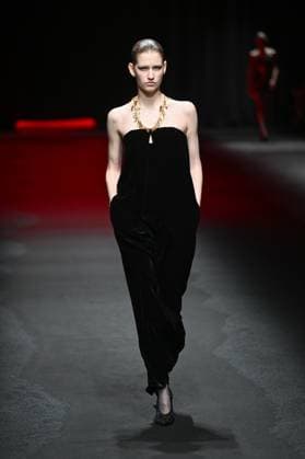 Milan, Italy: Milan, Milan Women s Fashion Week: Fall Winter 2025 - Women s Fashion, Fall Winter 2025.- Roberto Cavalli fashion show - catwalk in the photo: model Milan Italy  - ZUMAp169 20250228_zea_p169_038 Copyright: xSimonaxChiocciax