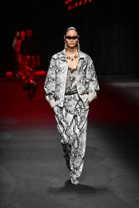 Milan, Italy: Milan, Milan Women s Fashion Week: Fall Winter 2025 - Women s Fashion, Fall Winter 2025.- Roberto Cavalli fashion show - catwalk in the photo: model Milan Italy  - ZUMAp169 20250228_zea_p169_054 Copyright: xSimonaxChiocciax