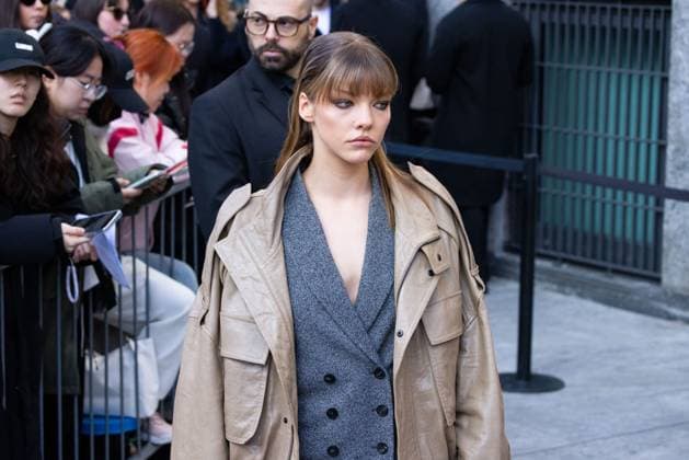 News - Emporio Armani - Arrivals - Milan Fashion Week - Womenswear Fall Winter 2025 2026 Isobel Richmond is seen arriving at the Emporio Armani fashion show during the Milan Fashion Week - Womenswear Fall Winter 2025 2026 on February 27, 2025 in Milan, Italy. Photo: Cinzia Camela. MILAN Via Bergognone Italy Copyright: xCinziaxCamelax xLiveMediax LPN_1756610